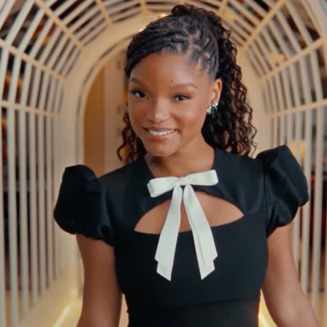 ★ (@forhalle) on X Chloe Bailey, Chloe X Halle, Halle Bailey, Happy Colors, Halle, So Pretty, Cute Hairstyles, Hair And Nails, Hair Inspiration