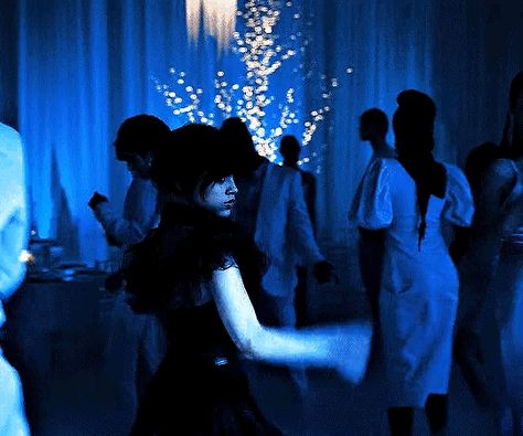 Wednesday Addams Gif Dance, Wednesday Gif Pfp, Wednesday Dance Gif, Wednesday Addams Gif, Wednesday Gifs, Jenna Ortega As Wednesday, Wednesday Gif, Wednesday Addams Dance, Wednesday 2022