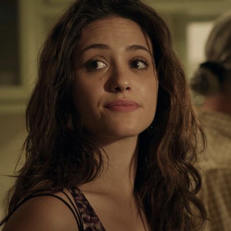 Fiona Gallagher, Emmy Rossum, Netflix Movies, Face Claims, Woman Face, Cool Girl, I Am Awesome, Actors, Celebrities