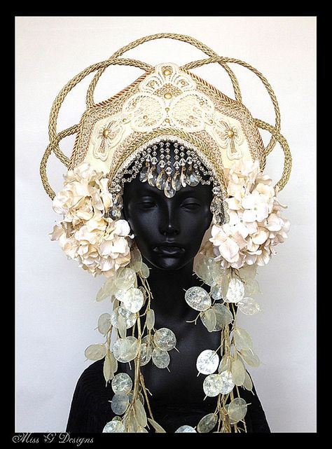 This is one of my favorites. Click through to see this artist's other creations - fantastical beauty. Empress Headdress, Showgirl Headdress, Couture Dior, Head Dresses, Costume Clothes, Snow Maiden, Fashion Fantasy, Flower Collection, Floral Headpiece