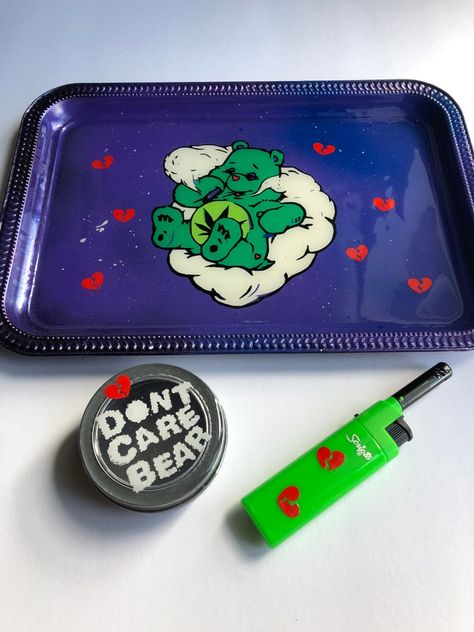 Clay Rolling Tray Diy, Cute Rolling Tray Ideas, Resin Rolling Tray Ideas, Diy Rolling Tray Ideas, Rolling Tray Paint Ideas, Clay Rolling Tray, Rolling Tray Ideas, Resin Rolling Tray, Diy Resin Tray