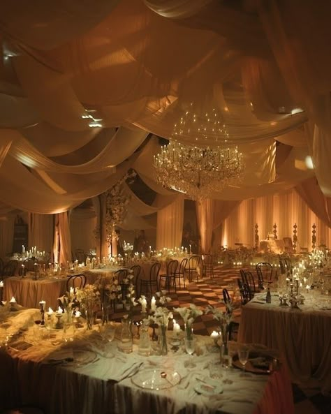 Wedding Party Venue Ideas, Italian Indoor Wedding, Vintage Venues Wedding, Indoor Italian Wedding Reception, Dramatic Draping Wedding, Wedding Ballroom Design, European Theme Wedding, European Villa Wedding, Wedding Locations Indoor