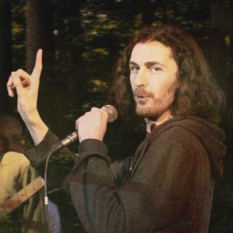 Hozier Aesthetic Pfp, Hozier Profile Picture, Hozier Pfp, Dinner And Diatribes Hozier, Hozier Aesthetic, Hozier Nfwmb, Hozier Live, Hozier Unknown/nth, Forest God