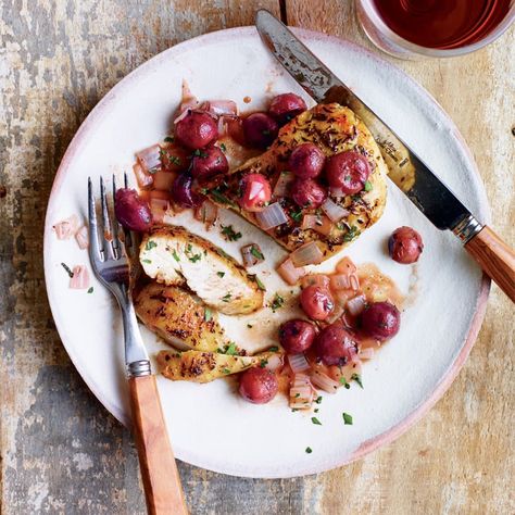 Grape Sauce, Roasted Grapes, Steamed Asparagus, Herbs De Provence, Red Grapes, Cooking Class, Boneless Skinless Chicken Breast, Class Ideas, Skinless Chicken Breast