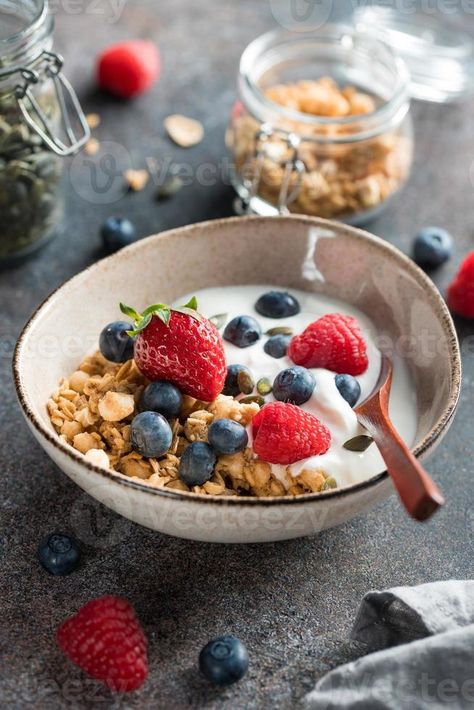 Cereals Photography, Healthy Breakfast Cereal, Berries And Yogurt, Fruit Loops Cereal, Vegan Granola, Breakfast Photography, Food Art Photography, Food Photoshoot, Fruit Yogurt