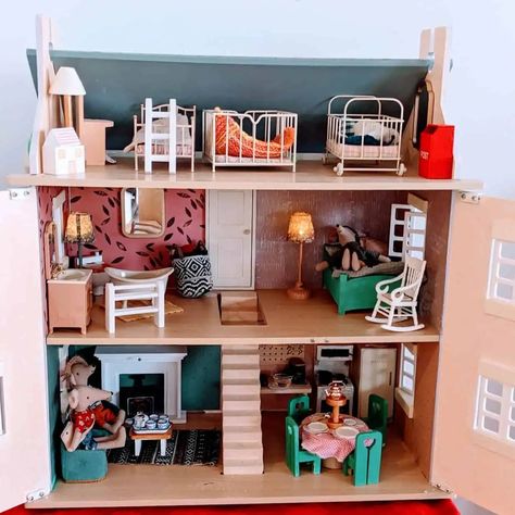 DIY Dollhouse Makeover: A Simple Upcycle Project To Try Dollhouse Makeover, Upcycle Projects, House Furniture, Reduce Waste, Diy Dollhouse, Old Toys, Dollhouse Furniture, Simple Diy, Shoe Box