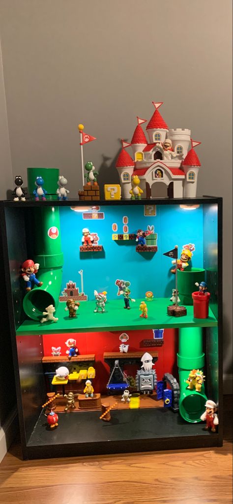 Super Mario Bedroom Decor, Diy Super Mario Dollhouse, Diy Mario Dollhouse, Super Mario House Diy, Mario Doll House, Super Mario Kids Room, Gain Flings Container Ideas, Super Mario Play House Diy, Super Mario Doll House