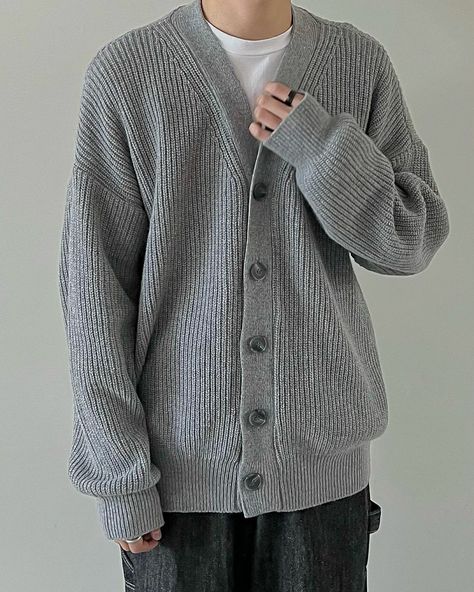 Guy In Cardigan, Soft Boy Style, Soft Boy Outfits, Striped Sweater Outfit, Sweater Outfits Men, Male Sweaters, Mens Casual Outfits Summer, Soft Boy, Men Stylish Dress