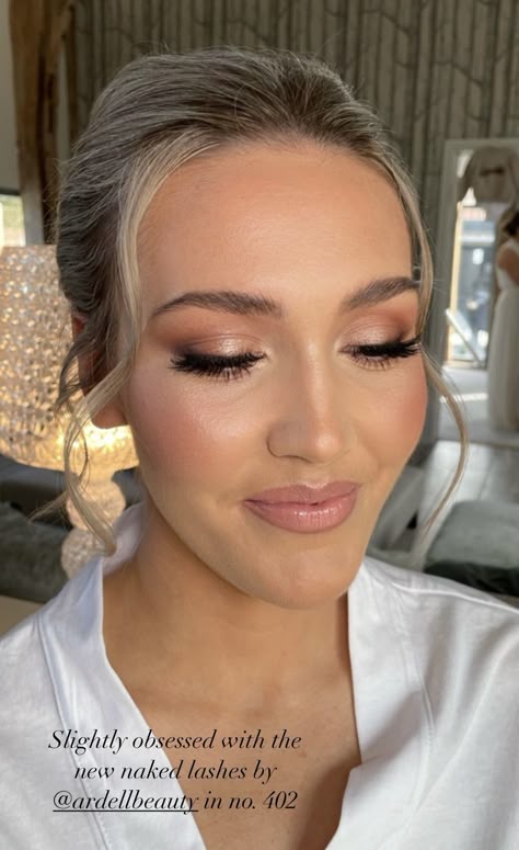 Make Up Ideas Bridesmaids, Bridesmaid Makeup Pink Natural, Dewy Makeup Bridesmaid, 2023 Bridesmaid Makeup, Make Up For Sage Dress, Blush Bridesmaid Makeup, Blonde Bride Makeup Green Eyes, Bridal Makeup Ideas Natural Glam, Neutral Makeup Looks For Wedding