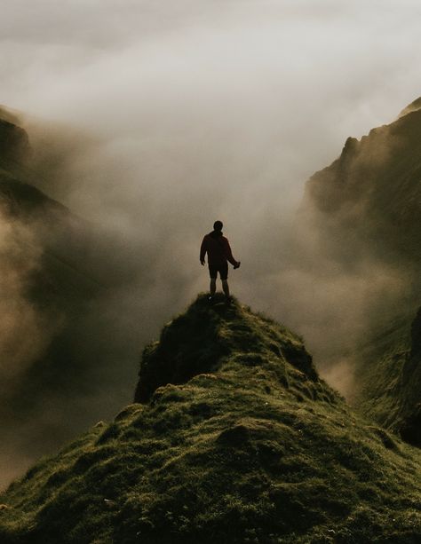 Man standing on a misty cliff background | premium image by rawpixel.com / Jack Anstey Standing On A Cliff Drawing, Travel Aesthetic Background, Cliff Background, Background Mountain, Mountain Cliff, Scenery Aesthetic, Mountain Aesthetic, Mountain Drawing, Aesthetic Sky