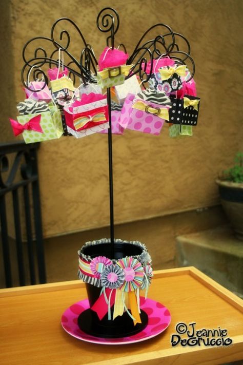 What a great Beltane Idea! You can fill the little bags with wishes, charms, etc. Makes a great gift or beautiful centerpiece for either altar or table. Purse Theme Party Ideas, Purse Bingo Table Decorations, Purse Bingo, Shabby Chic Xmas, Bingo Ideas, Display Tree, Craft Challenge, Anniversary Presents, Wholesale Ribbon