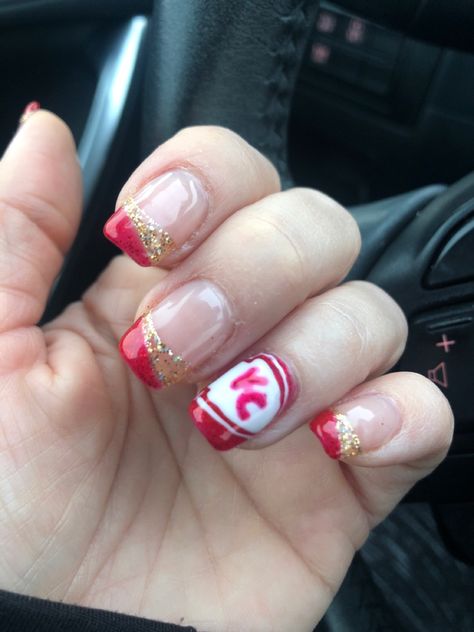 Kanas City Chiefs Nails, Kansas City Chiefs Acrylic Nails, Chiefs Nail Ideas, Kansas City Chiefs Nails, Chiefs Nails, Kc Chiefs Nails, Football Nail Designs, Football Nails, Bridal Bouquet Pink