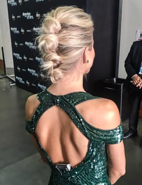 Prom Hair Updos, Celebrity Updos, Prom Hair Updo, Julianne Hough, Lucy Hale, Vintage Hairstyles, Hair Dos, Bridesmaid Hair, Hair Updos