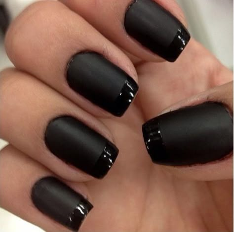 Matte Funny Bunny Nails, Short Square Nails Ideas Black, Black Nails Square Medium, Black Matte Nails With Glossy Tips, Matte Black Nails With Glossy Tips, Small Black Nails, Short Black Nails Designs, Black Short Nails Ideas, Black Nails Matte