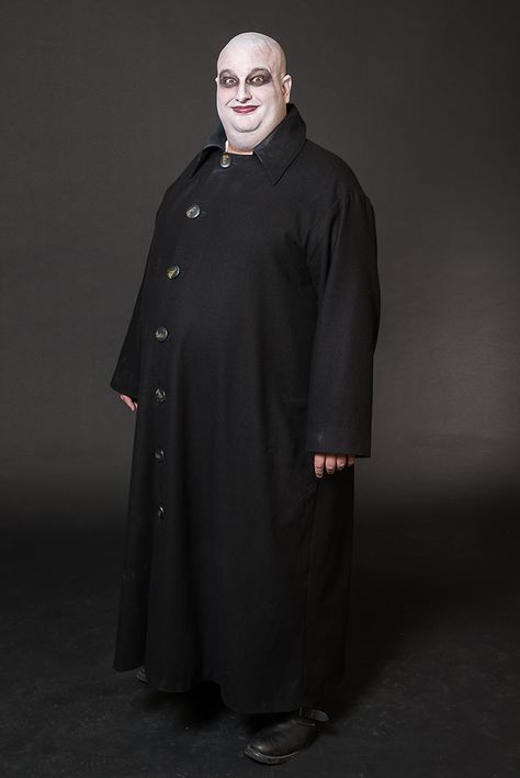 Uncle Fester Costume, Adams Family Costume, Fester Addams, Addams Family Tv Show, Family Costumes Diy, Addams Family Musical, Uncle Fester, Costume Couple, Addams Family Values