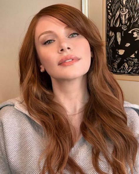 Bryce Dallas Howard Red Hair, Bryce Dallas Howard Hair, Bryce Howard, Brice Dallas Howard, Twilight Wolf Pack, Twilight Wolf, Orange Lipstick, Dallas Howard, Bryce Dallas Howard