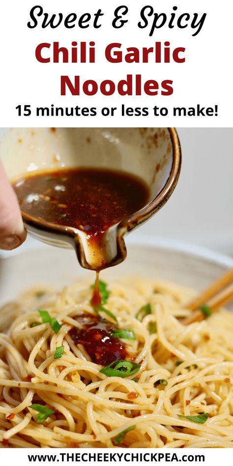 Sweet and Spicy Chili Garlic Noodles are a quick and easy 15 minute (or less) noodle bowl. They're naturally vegan with a flavor packed asian garlic sauce that has only 5 ingredients! It's the best quick noodle recipe!. Add your favorite protein and veggies and make it a meal! Homemade Spicy Noodles, Honey Siracha Noodles, Thai Chili Noodles, Spicy Chili Noodles, Chili Garlic Ramen Noodles, Sticky Noodles Asian, Sweet Noodle Recipes, Sweet And Spicy Noodles, Simple Asian Noodles