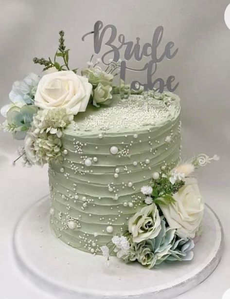 Green Birthday Cakes, Pastry Chocolate, Green Bridal Showers, Decorate A Cake, Green Wedding Cake, Pearl Cake, Elegant Birthday Cakes, Green Cake, Simple Cake Designs