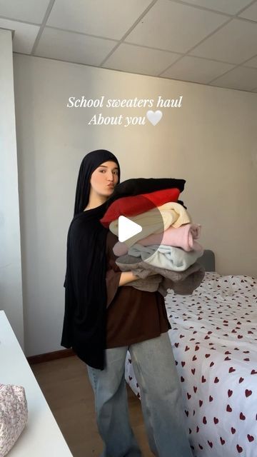 Bouchra🧸 on Instagram: "School sweaters haul🤍 @aboutyou 
.
.
.
.
.
#schooloutfits #outfit #schoolootd #ootd #aboutyou #aboutyoustyle #ootdinspiration #ootdhijab #ootdinspo #sweater #fallfashion #fallstyle #fallsweater #fashionblogger #fashion #schooloutfitideas #outfisideas #winteroutfit #fallootd #falloutfits" Fall Outfits Hijab, Sweater Outfits Hijab, School Sweaters, Sweater Hijab, Ootd School, School Sweater, Outfits Hijab, Ootd Fall, Outfit Hijab