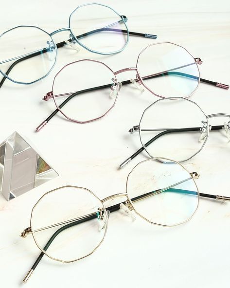 The "Dreamer" prescription hexagon glasses from Yesglasses Geometric Glasses Collection. Hexagonal Glasses Frames, Geometric Glasses Frames, Octagon Glasses, Hexagon Glasses, Glasses Women Fashion Eyeglasses, Wire Frame Glasses, Geometric Glasses, 23 Fashion, Dr Wardrobe