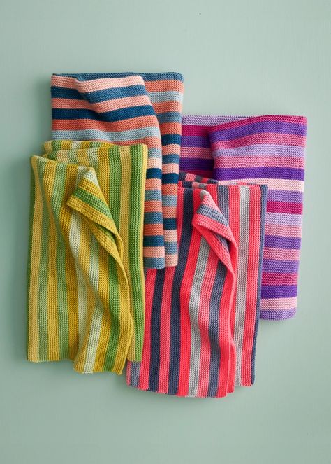 Knit our easy Shimmering Stripes Blanket! It combines the power of color with the appeal of simplicity, and creates joy with every stripe. Knit Throw Blanket Pattern, Crochet Stripes, Prayer Shawl Patterns, Stitch Ears, Striped Blanket, Purl Soho, Striped Blankets, Free Knitting Patterns, Seed Stitch