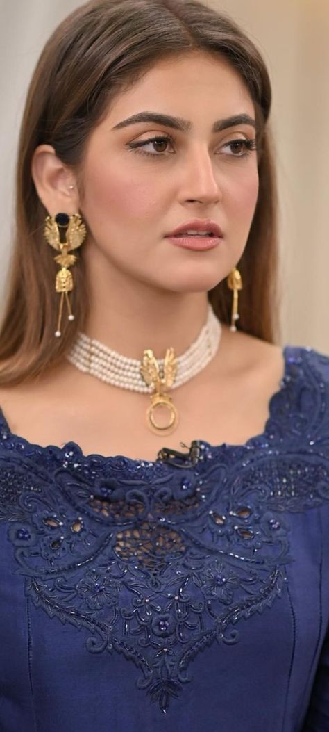 Hiba Bukhari Pics, Jaan Nisar, Hiba Bukhari, Pakistan Dress, Hollywood Actress, Image Model, Pakistani Actress, Beautiful Smile Women, Actress Photos