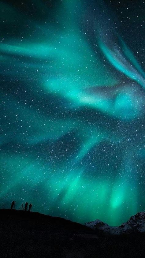 Northen Lights Wallpaper, Northen Lights Aesthetic, Aurora Borealis Aesthetic, Northern Lights Aesthetic, Aurora Borealis Wallpaper, Northern Lights Background, Blue Northern Lights, Northen Light, Iceland Northern Lights