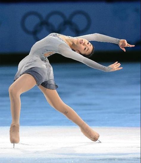 Earth Witch Aesthetic, Katharina Witt, Cornelia Hale, Earth Witch, Yuna Kim, Skating Aesthetic, Kim Yuna, Ice Skaters, Burton Snowboards