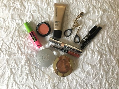 Makeup Over 30, Five Minute Makeup, 10 Minute Makeup, Bare Minerals Complexion Rescue, Fast Makeup, Makeup Routines, Bare Minerals Makeup, Too Faced Natural Eyes, Witch Hazel Toner