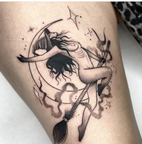 Esoteric Tattoo, Witchcraft Tattoos, Stars Tattoo, Horoscope Tattoos, Witch Tattoo, Goddess Tattoo, Pin Up Tattoos, B Tattoo, Dot Work Tattoo