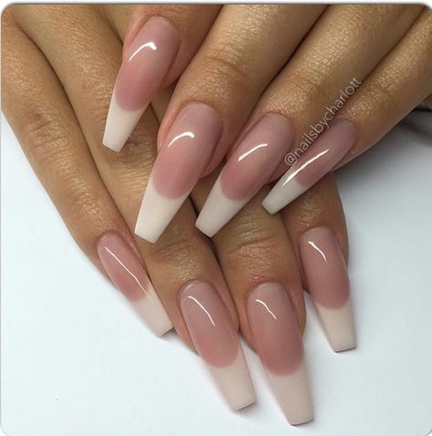 Long French Nails, Acrylic Nails Natural, Manicured Nails, French Tip Nail Designs, French Tip Acrylic Nails, Tip Nails, Coffin Nails Long, Nails Long, Acrylic Nails Coffin