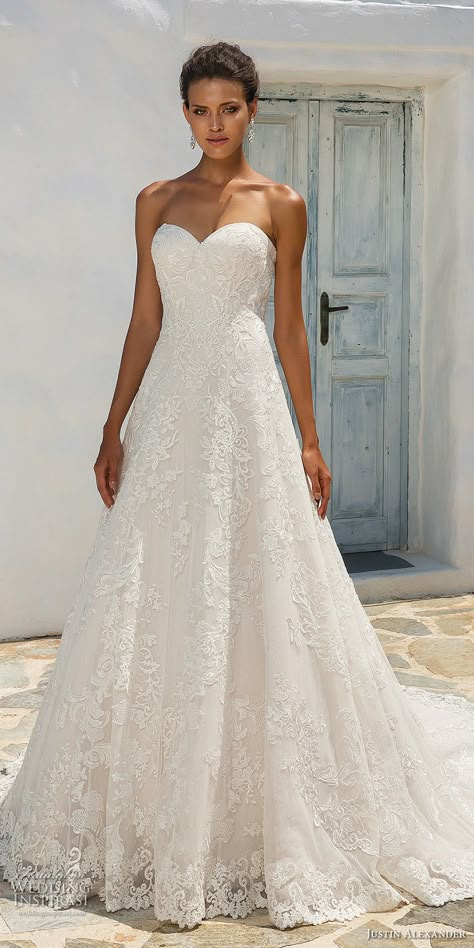 justin alexander 2018 bridal strapless sweetheart neckline full embellishment romantic a line wedding dress chapel train (1) mv -- Justin Alexander 2018 Wedding Dresses #wedding #bridal #weddings Wedding Dress Tea Length, Pnina Tornai, Justin Alexander, Trendy Wedding Dresses, Sweetheart Wedding Dress, Strapless Sweetheart Neckline, White Wedding Dress, Wedding Dresses Strapless, A Wedding Dress