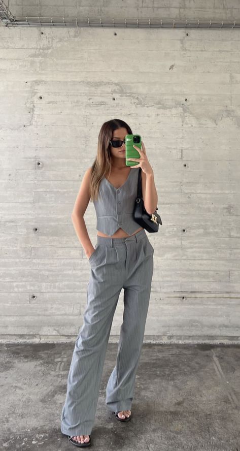 Wide Leg Trousers And Vest Top, Trousers Vest Outfit, Tailored Pants And Vest Outfit, Trousers And Vest Women, Trouser Vest Outfit, Trouser And Vest Outfit, Vest And Trousers Outfit Women, Vest And Trousers Outfit, Hoi An Tailor Clothes