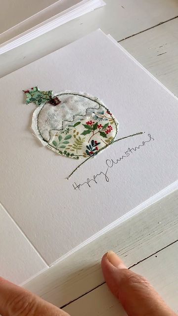 Slow Stitch Christmas Cards, Christmas Card Embroidery, Embroidery Christmas Cards, Embroidered Christmas Cards, Fabric Christmas Cards, Fabric Christmas Decorations, Cross Stitch Christmas Cards, Embroidered Cards, Christmas Crafts Diy Projects