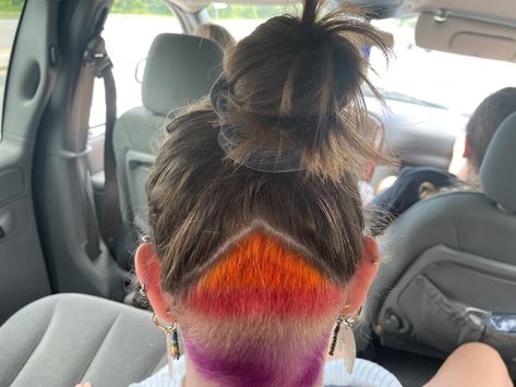 Lesbian Flag undercut Lesbian Flag Hair, Lesbian Undercut, Lesbian Hair, Hair References, Lesbian Flag, Personal Aesthetic, Undercut Hairstyles, Hair Reference, Undercut