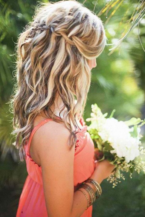 Love the highlights/lowlights; interesting idea Braids Pictures, Hairstyles Braid, Medium Curly Hair Styles, Waterfall Braid, Beautiful Hair Color, Bridesmaid Hairstyles, Hair Envy, Beach Hair, Great Hair