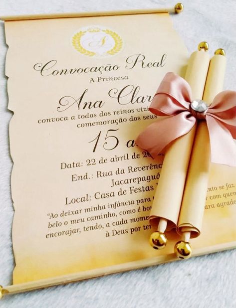 Scroll Invitation, Quince Invitations, R 6, Paper Crafts Diy Tutorials, Hand Painting Art, Paper Crafts Diy, 1st Birthday, Card Design, Wedding Invitations