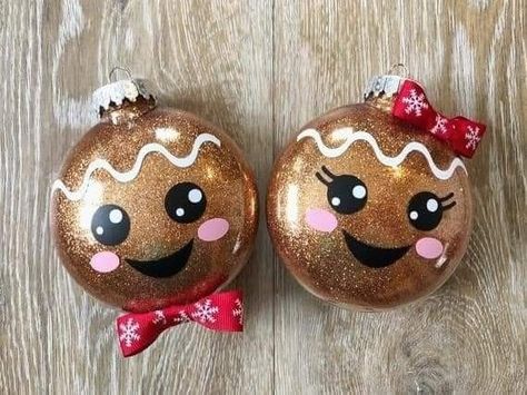 Gingerbread Boy And Girl, Cricut Ornaments, Christmas Diy Kids, Idee Cricut, Diy Christmas Ornaments Easy, Christmas Cricut, Gingerbread Ornaments, Homemade Ornaments, Christmas Ornament Ideas