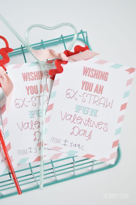 This Ex-Straw Fun Classroom Valentine is simple and fun to put together. I've got the printable for you on the blog. Just grab some crazy straws and attach the fun card and you'll be ready for Valentine's day. Crazy Straw Valentine Printable, Crazy Straw Valentine, Free Printable Valentines Tags, Valentine 2024, Straw Valentine, Crazy Straws, School Giveaways, Kindergarten Gifts, Valentine Tree