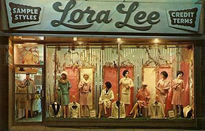 Window shopping in 1950's | ... - Vintage photos of lost Shopping Malls of the '50s, '60s & '70s Ask The Dust, Store Front Windows, 1950's Dress, Destination Unknown, Shop Facade, Store Window Displays, Store Windows, Shop Fronts, Vintage Windows