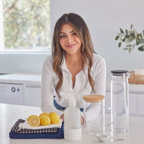 Chantel Mila Ibbotson (@mama_mila_au) on Threads Cleaning Tiktok, Kate Makeup, Chocolate Chip Cookie Cups, Bathroom Cleaning Hacks, Dryer Balls, Tic Toc, Flawless Foundation, Home Tips, Post Pregnancy