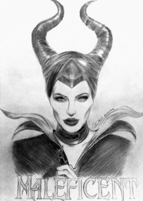 Maleficent Sketch, Maleficent Drawing, Disney Drawings Sketches, Drawing Hands, Girl Drawing Sketches, Disney Art Drawings, Disney Sketches, Makeup Eyes, Dark Art Drawings