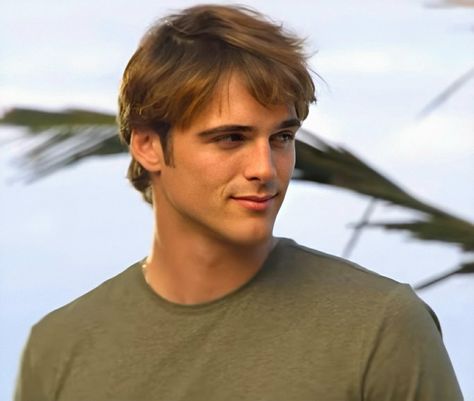 Jacob Elordi Side Profile, Jacob Elordi The Kissing Booth, Noah Kissing Booth, Noah Flynn The Kissing Booth, Jacob Eldori, Anastacia Disney, Noah Flynn, The Kissing Booth, Cute Guy Pics