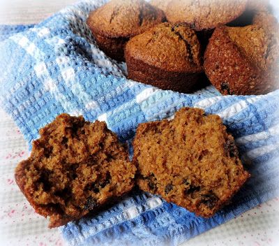 The English Kitchen: Ultimate Buttermilk Bran Muffins Buttermilk Bran Muffins, Recipes Using Buttermilk, Bran Buds, Bran Muffins Healthy, Banana Bran Muffins, Powdered Buttermilk, Buttermilk Muffins, Bran Muffin Recipes, British Recipes