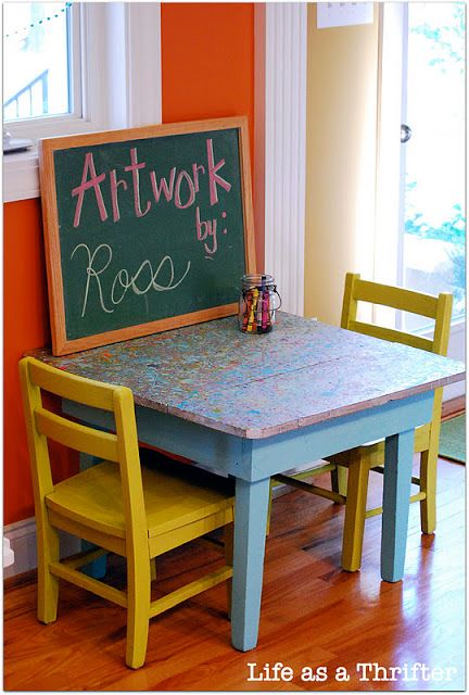 Craft Table Kids, Painted Kids Table, Playroom Remodel, Paint Kids Table, Creative Ways To Give Money, Ways To Give Money, Kids Art Table, Kids Craft Tables, Kids Chalkboard