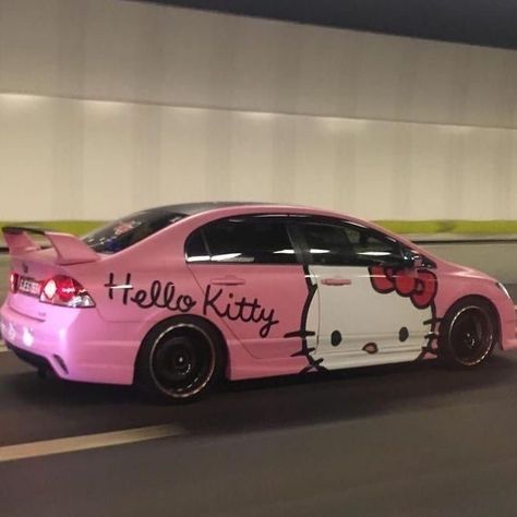 Images Hello Kitty, Hello Kitty Car, Serie Bmw, Hello Kitty Aesthetic, Kitty Stuff, Car Inspiration, Pink Hello Kitty, Street Racing Cars, Pink Car