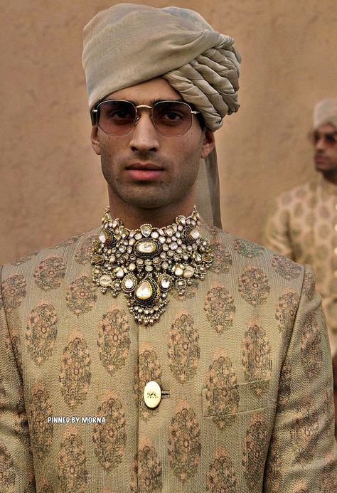 Sabyasachi Collection, Jj Valaya, Sabyasachi Bridal, Sabyasachi Mukherjee, Sabyasachi Jewellery, Indian Groom, Layered Fashion, Indian Couture, Groom Wear