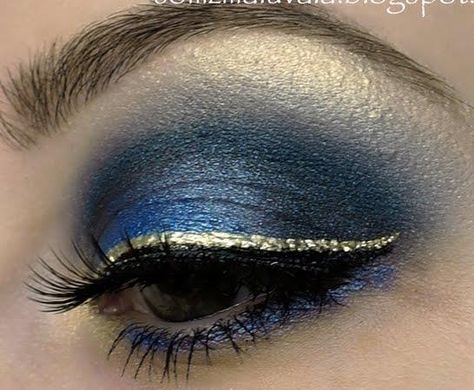 ♥ the gold eyeliner...Navy Blue Eyeshadow - perfect for game day!  GO SPIRES! Blue And Gold Makeup, Navy Blue Eyeshadow, Silver Liner, Cheer Makeup, Make Up Gold, Gold Eyeliner, Gold Liner, Amazing Eyes, Awesome Makeup