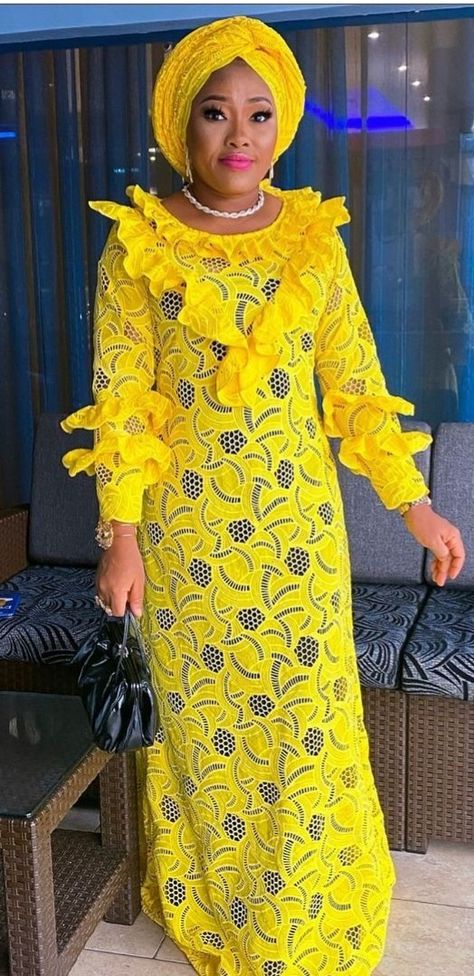 Caftan Lace Gown, Latest Lace Kaftan Styles For Women, Luxury Yellow Kaftan For Wedding, Yellow Lace Gown Styles Nigerian, Lace Bubu Gown Styles Nigerian, Traditional Yellow Free Size Kaftan, Traditional Yellow Maxi Length Kaftan, Cord Lace Gown Styles, Luxury Yellow Floor-length Kaftan