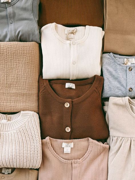 Clothes Layout, Flatlay Clothes, The Simple Folk, Cardigan Rajut, Sweater Rajut, Play Clothes, Photography Winter, Kids Clothing Brands, Thrifted Outfits